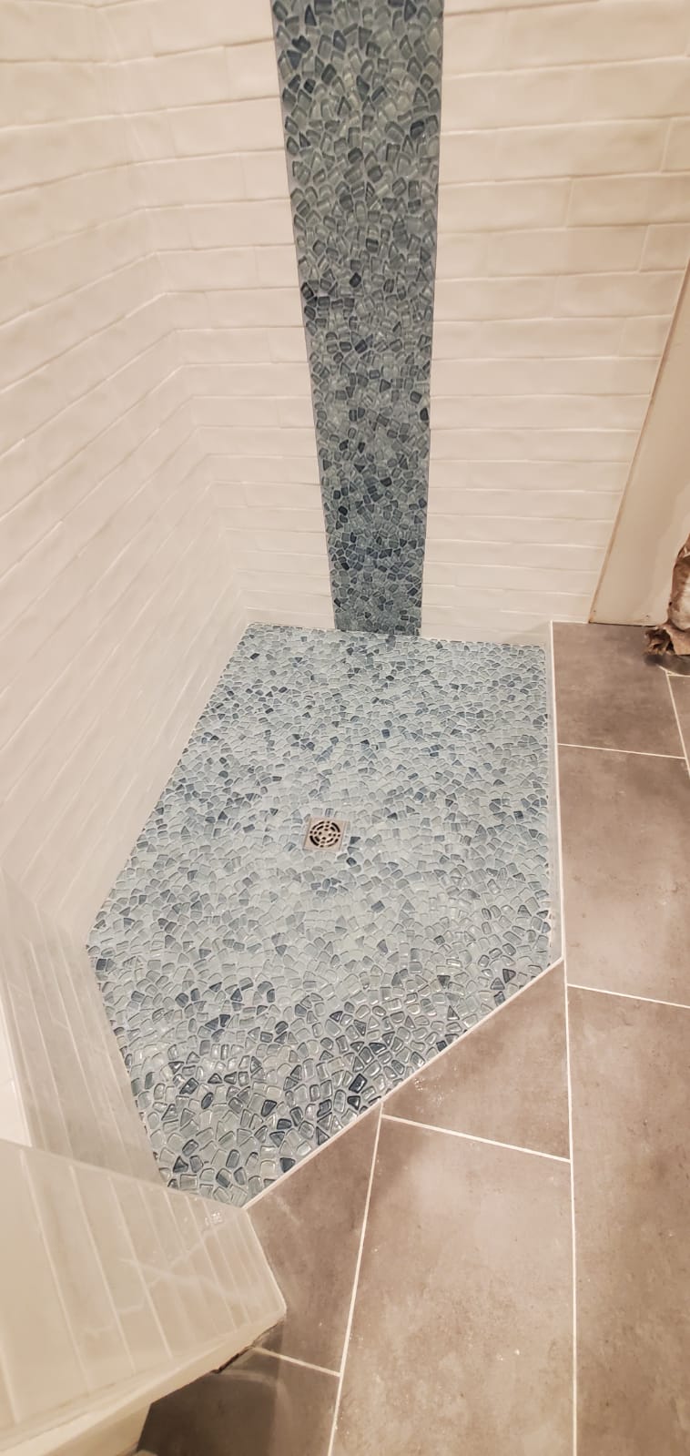 Bathrooms image 3